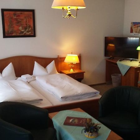 Hotel Am Berg Spremberg Bagian luar foto