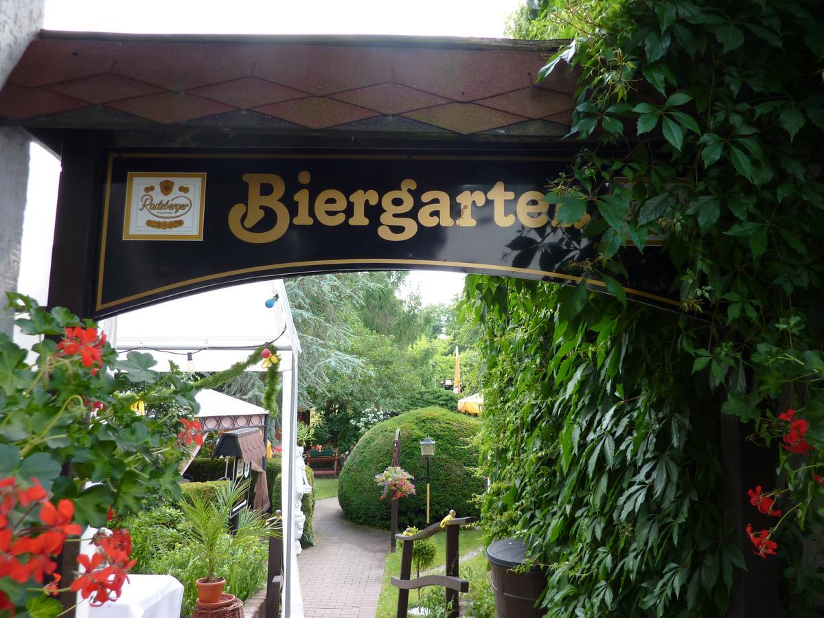 Hotel Am Berg Spremberg Bagian luar foto