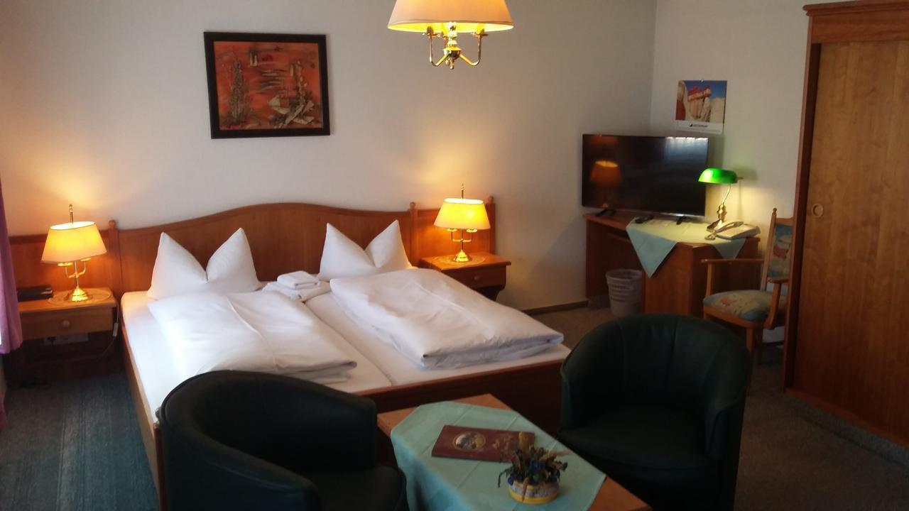 Hotel Am Berg Spremberg Bagian luar foto