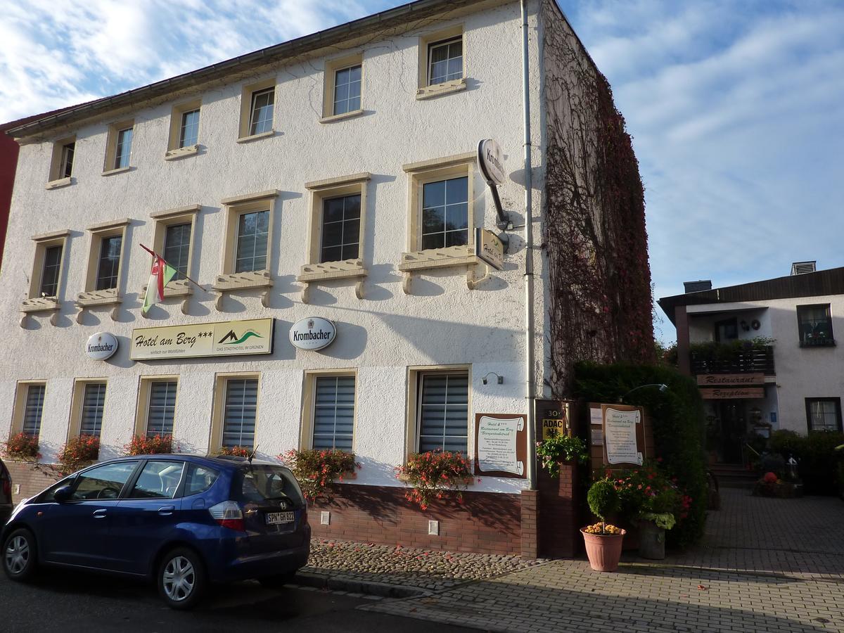 Hotel Am Berg Spremberg Bagian luar foto